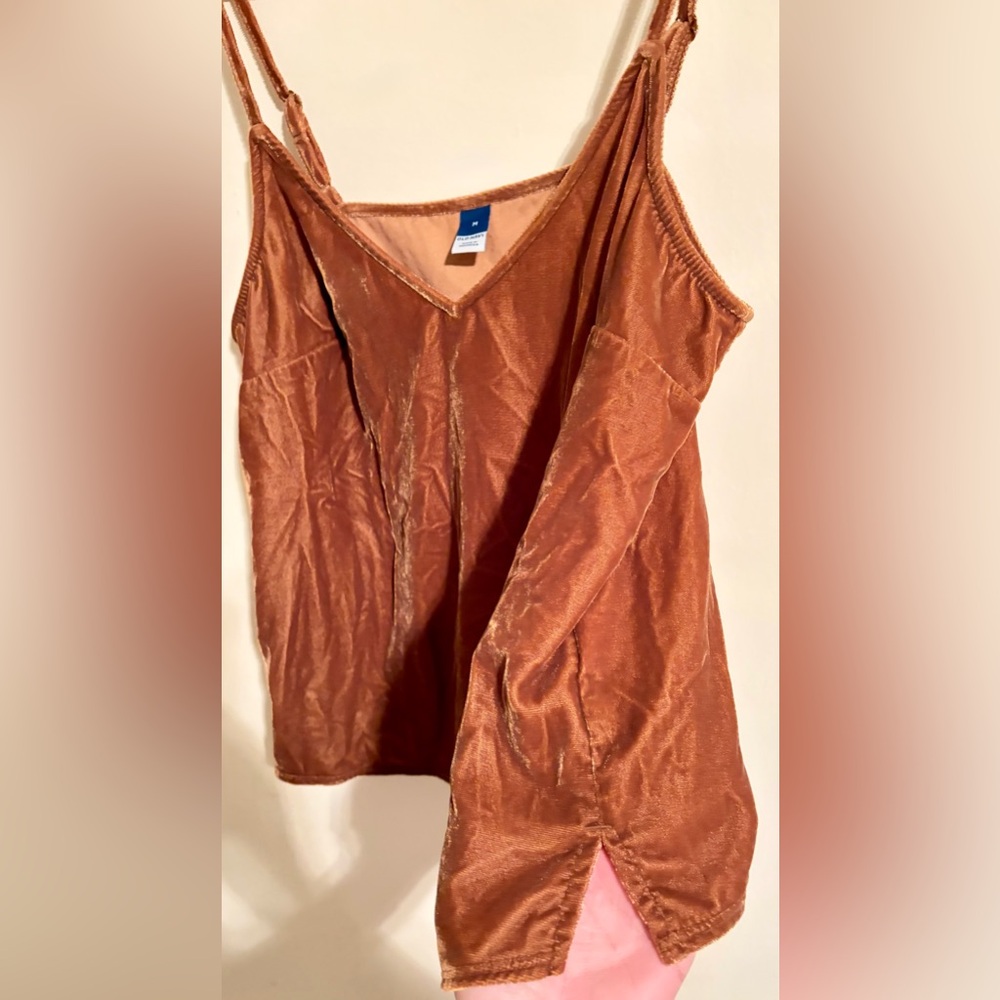 Old Navy Women’s Velvet/Velour Brown Camisole Adjustable Straps Tank Top Sz Med - Picture 8 of 13